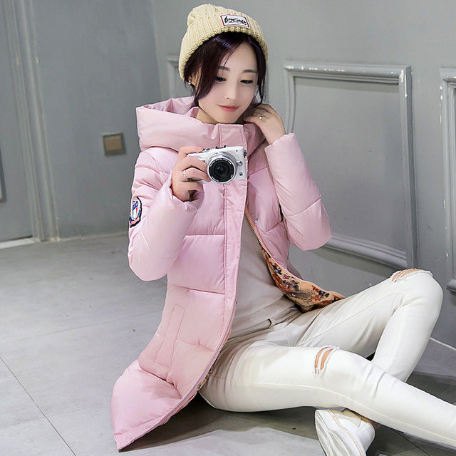 2017 venta caliente de las mujeres chaqueta de invierno con capucha mujer outwear algodón plus talla 3XL warm coat espesar jaqueta feminina señoras camperas
