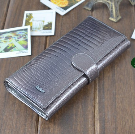 Classic crocodile pattern cowhide leather  long design women wallet   genuine leather  japanned female wallet